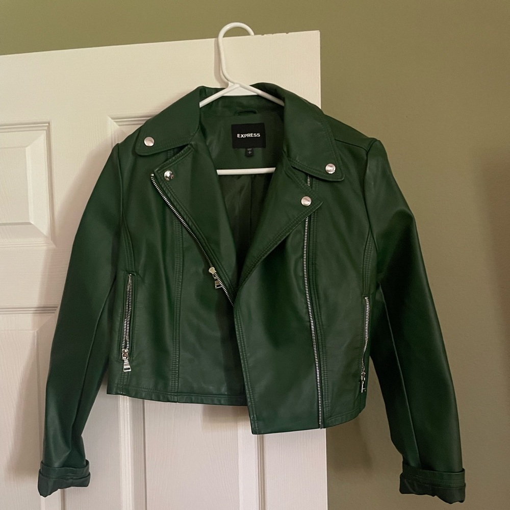 Green crop leather jacket